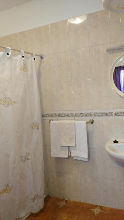 Pension Amparo Las Hayas Valle Gran Rey Room photo